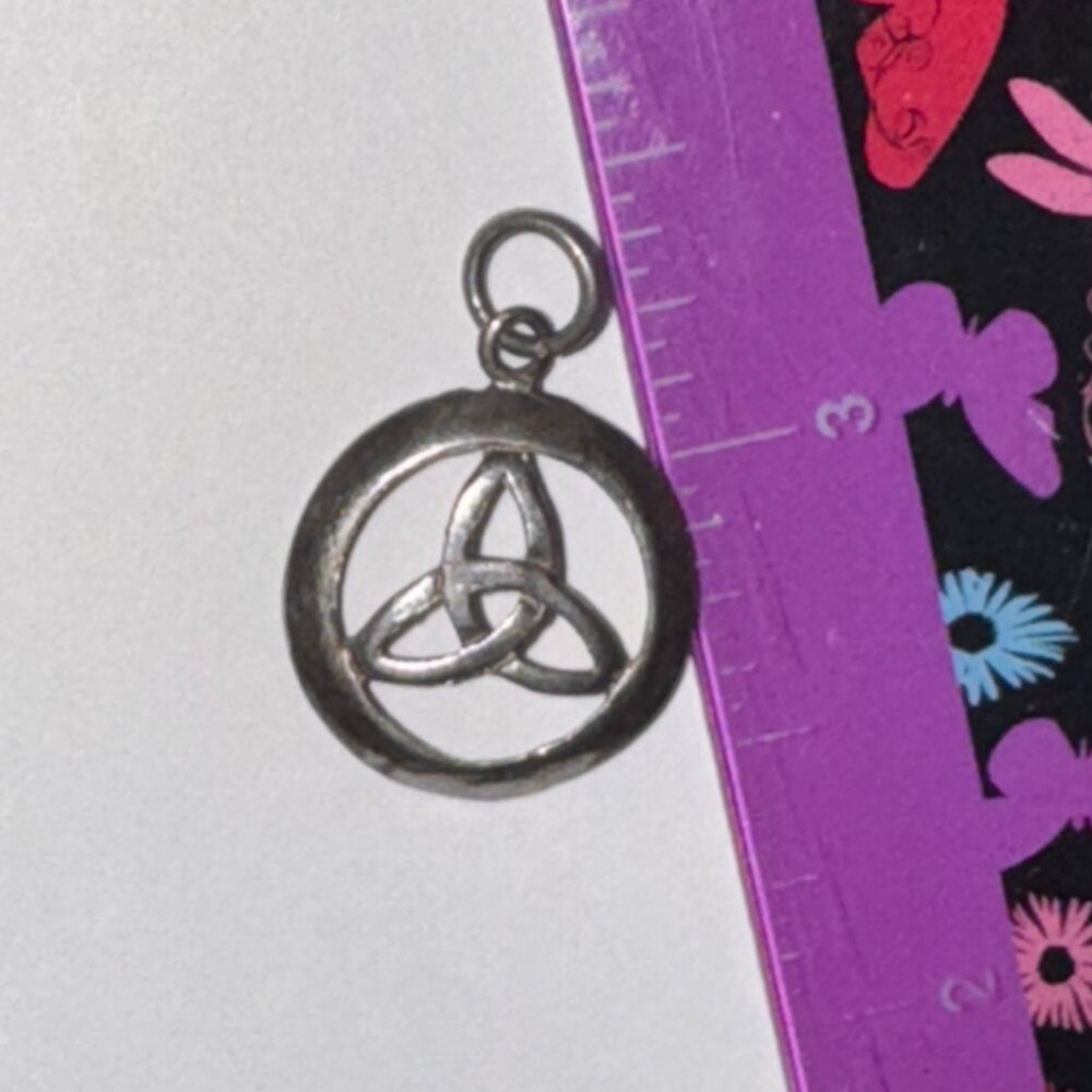 Sterling Silver Triquetra Pendant, Medium Bail